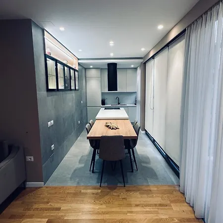 Loft 아파트 *